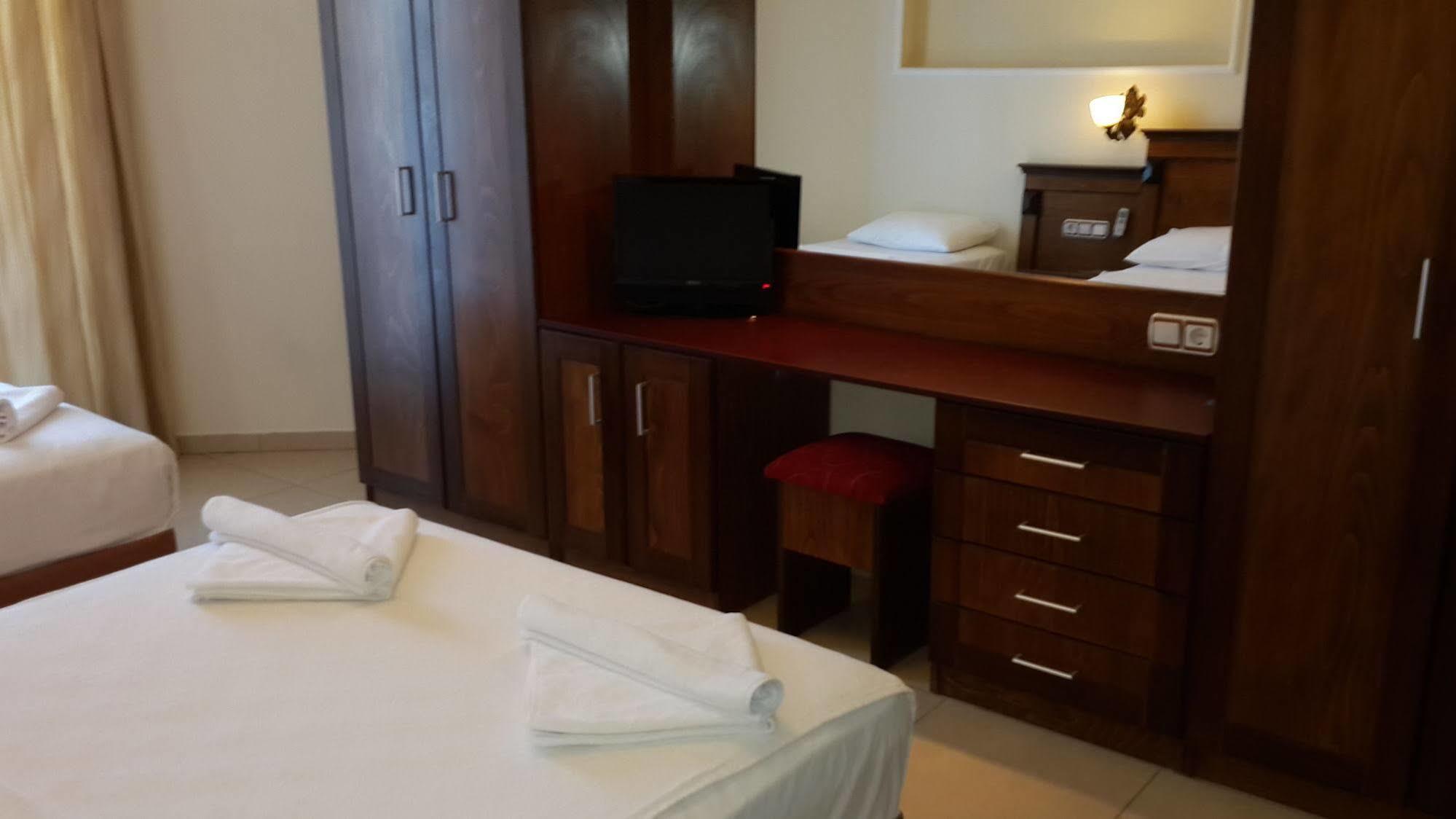 Adaburnu Golmar Hotel Emecik Buitenkant foto